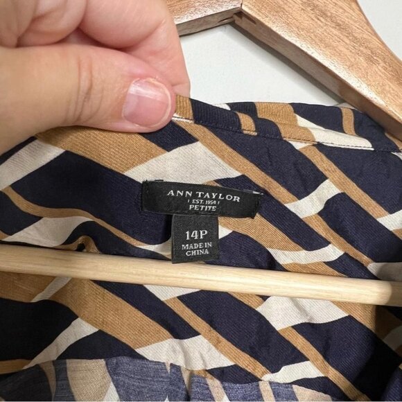 Ann Taylor Petites Womens Size 14P Tan Blue Geometric Print Asymmetrical Blouse - Picture 6 of 10